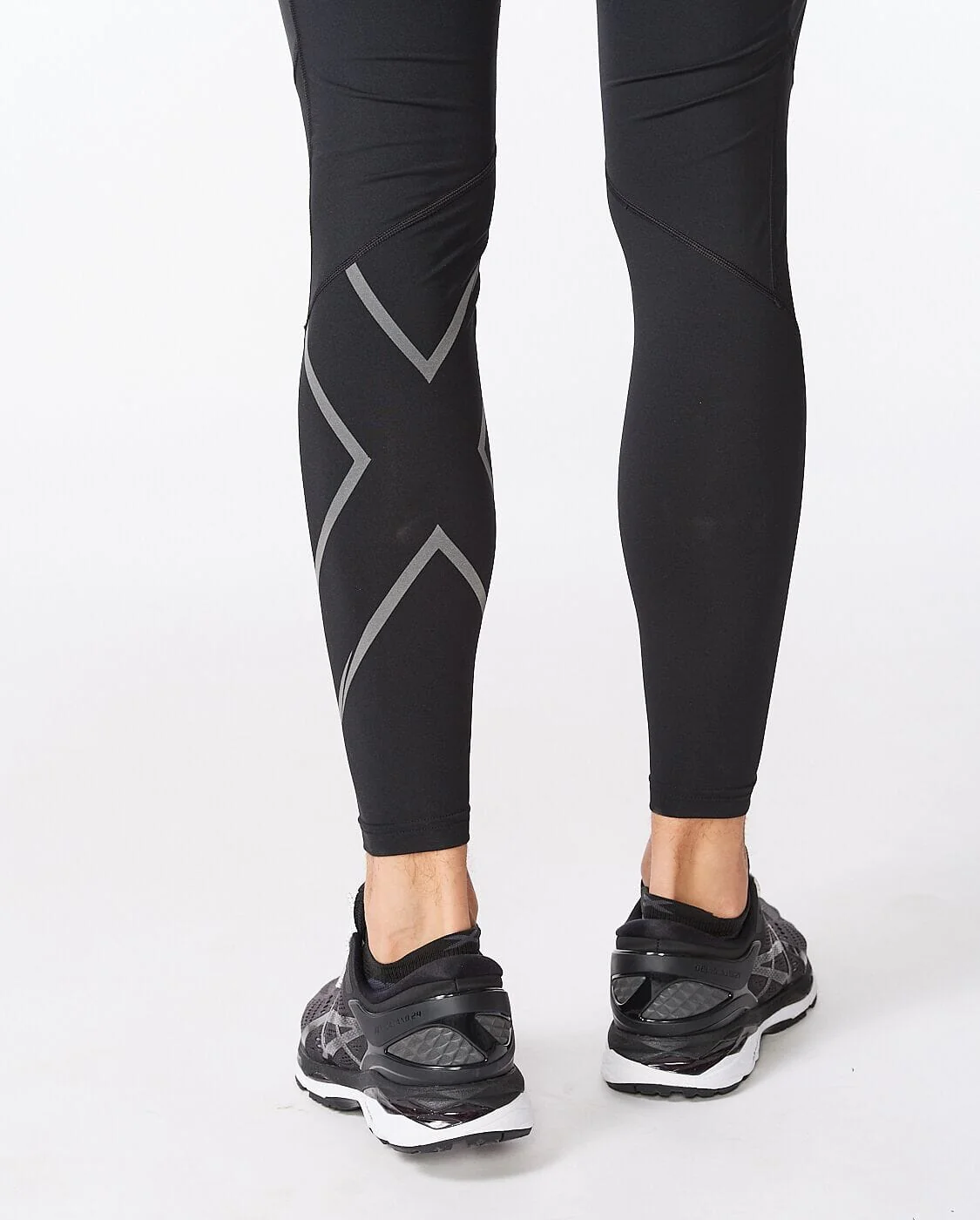 2XU Men's Ignition Shield Compression Tights MA6311B - Image 8