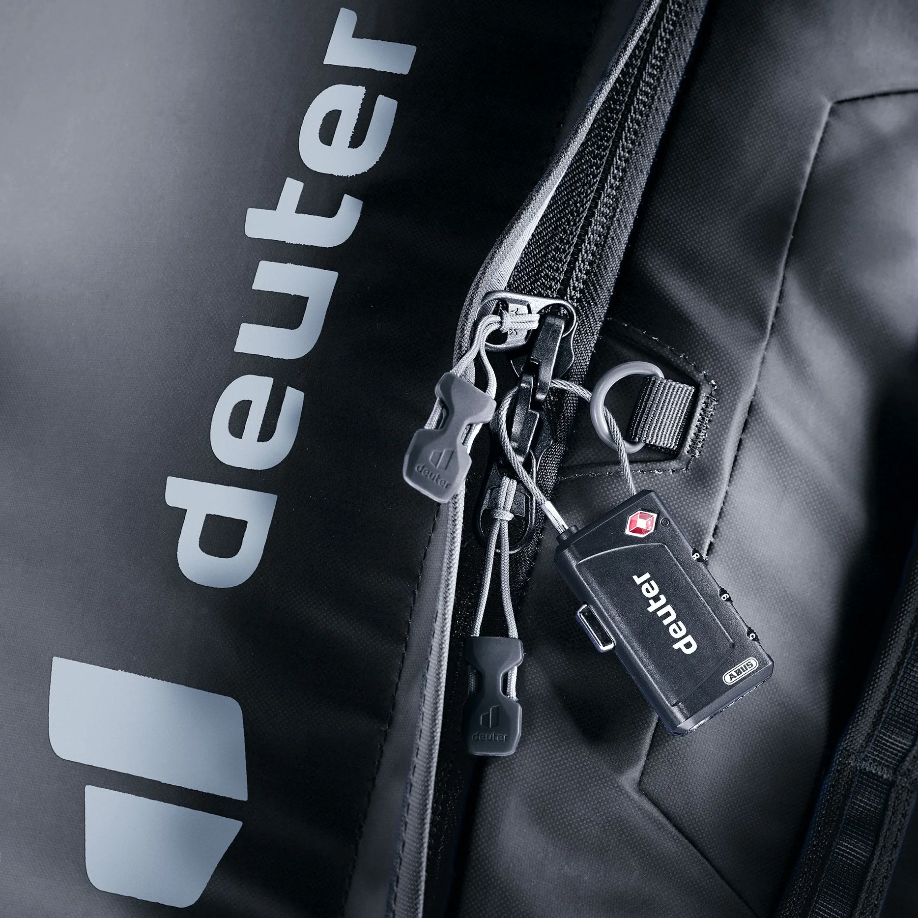 Deuter Duffel Pro Movo 60 Roller Bags - Image 11