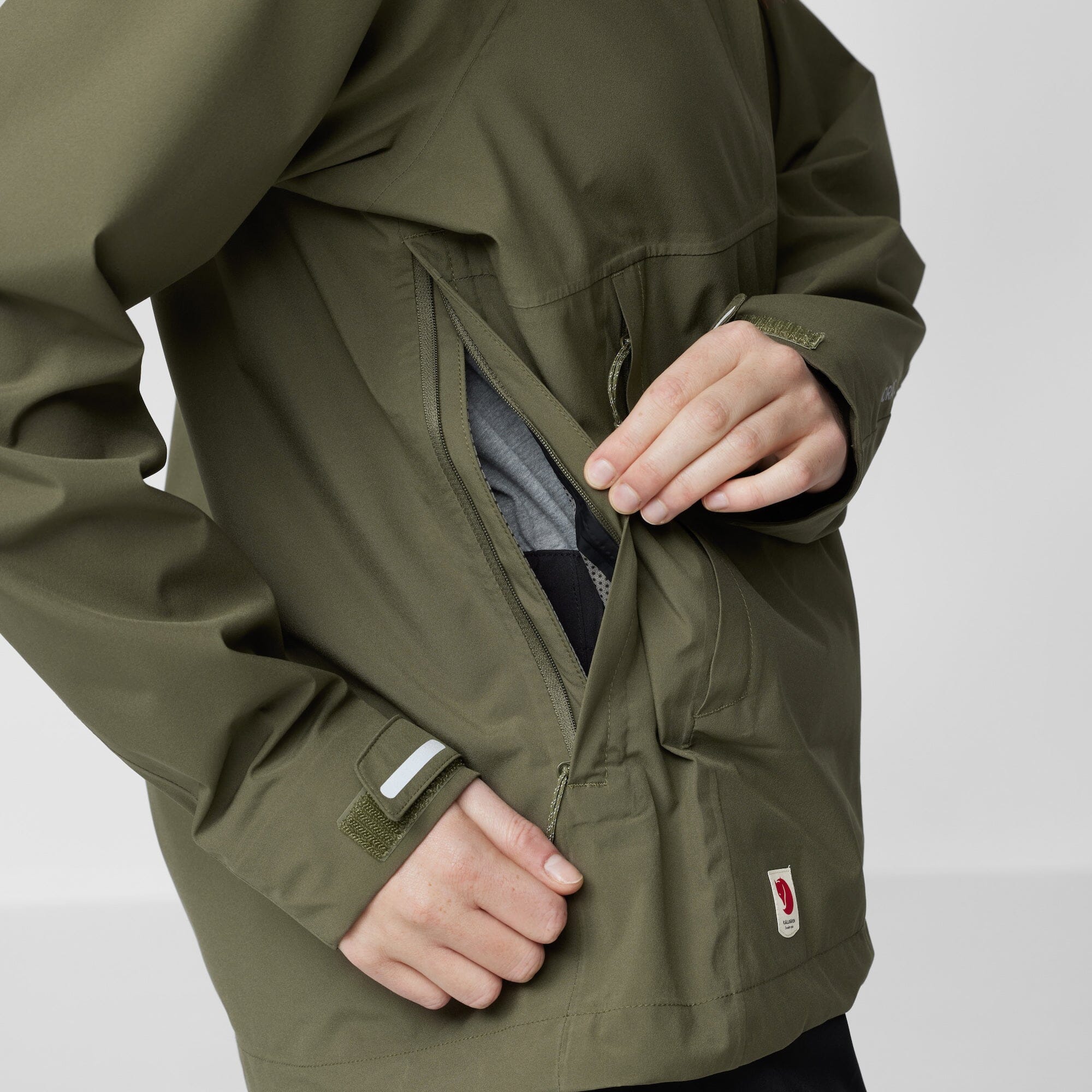 Fjallraven High Coast Hydratic Trail Jacket Women's - Image 7