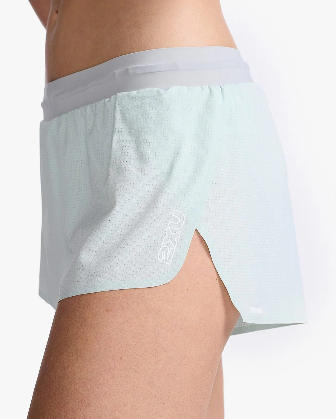 2XU Women's Light Speed 3" Shorts WR6956B - Image 5