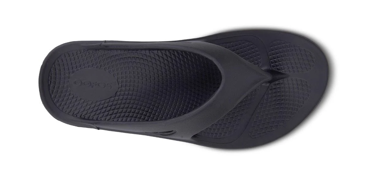 OOFOS Unisex OOriginal Thong Sandal - Black - Image 6
