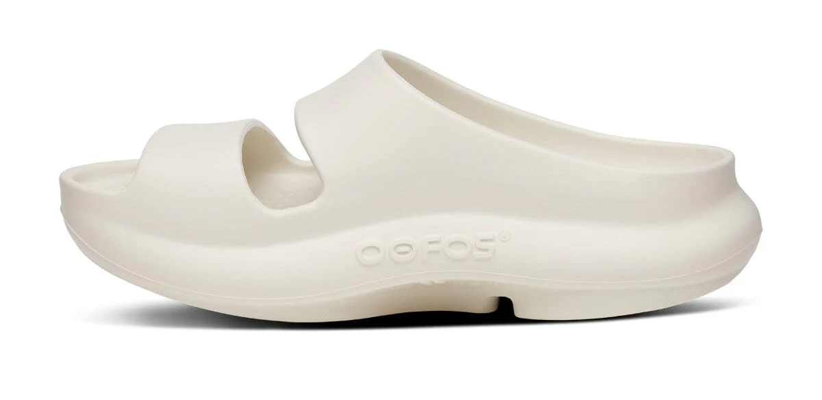 OOFOS OOyea Slide Sandal - Image 7