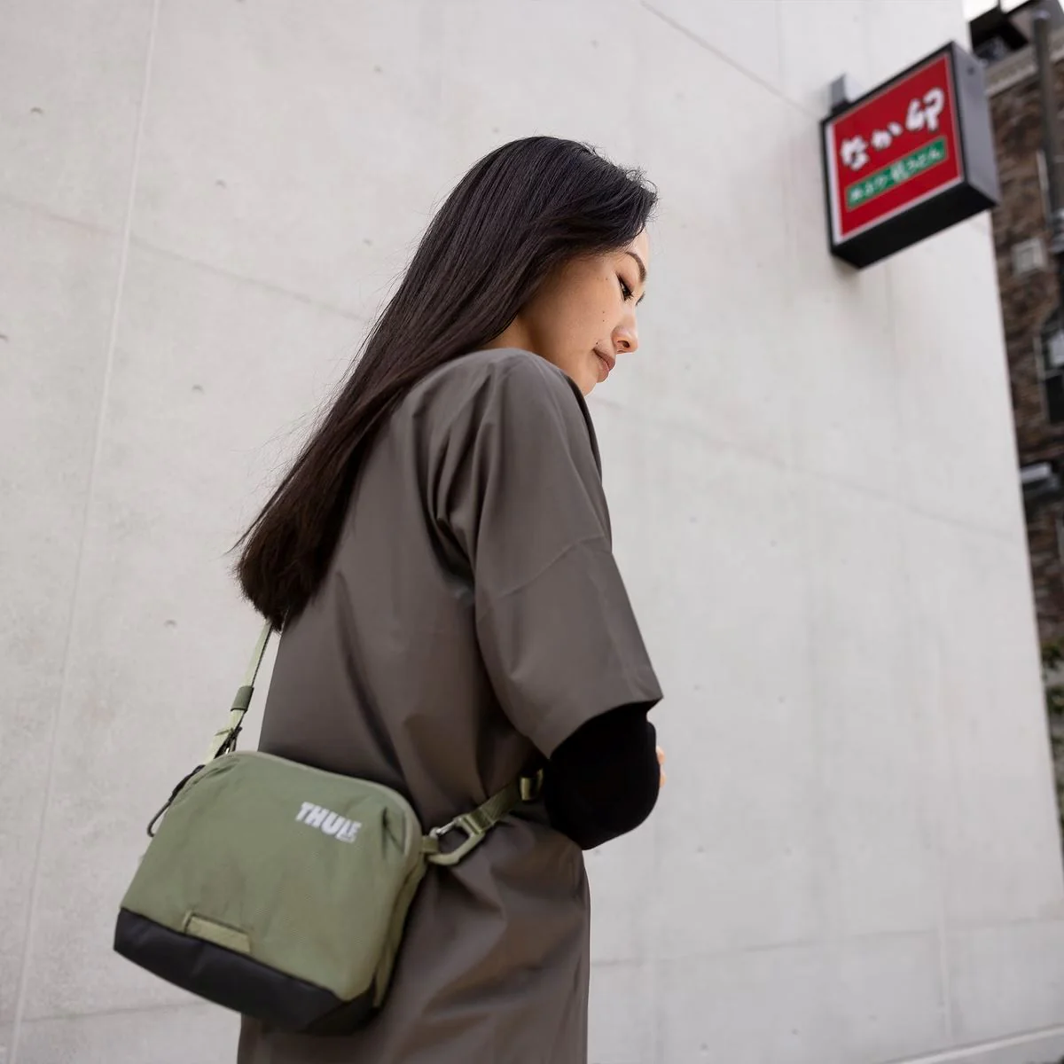 Thule Paramount Crossbody 2L - Image 5