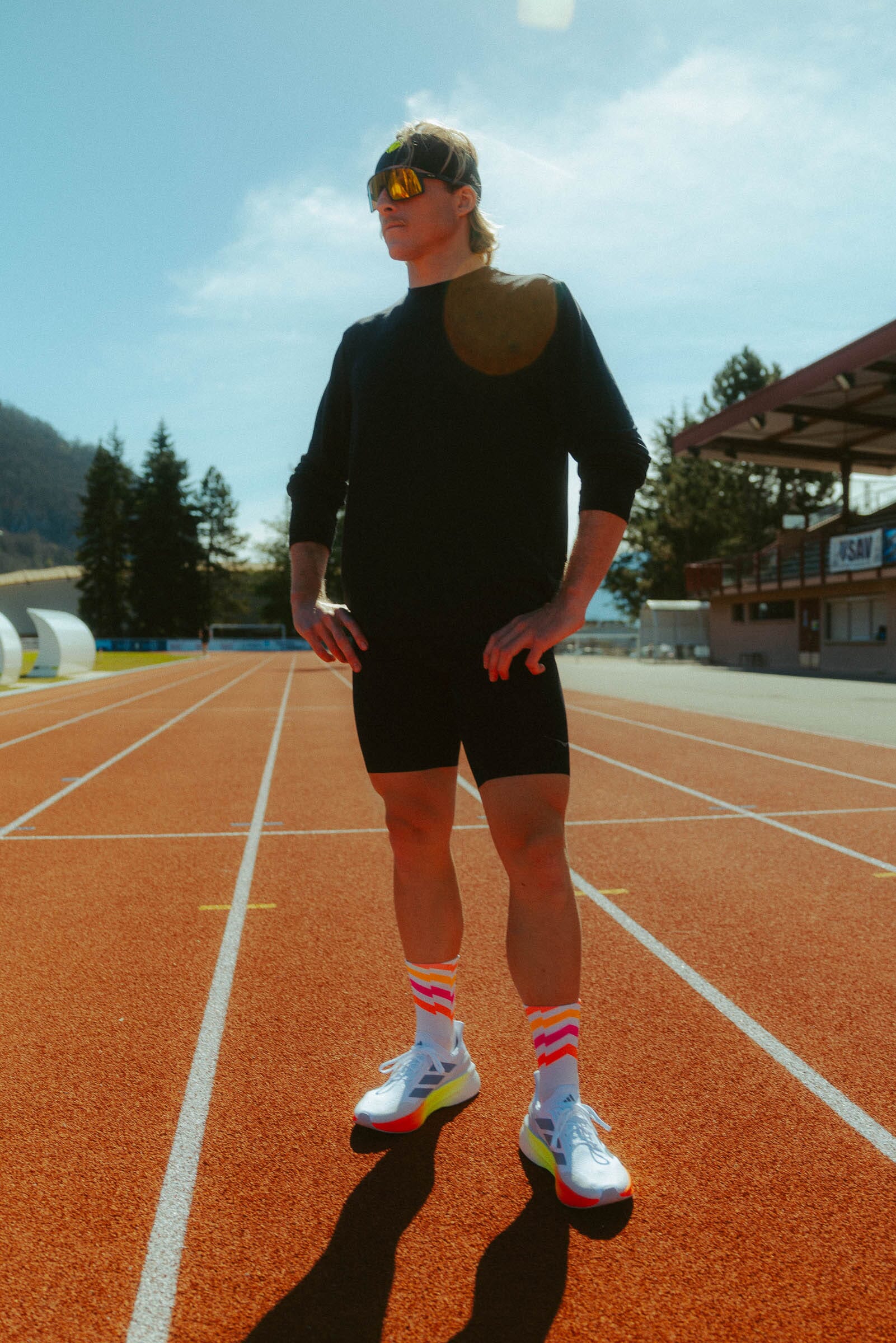 Incylence Ultralight Waves Electric Socks - Image 5