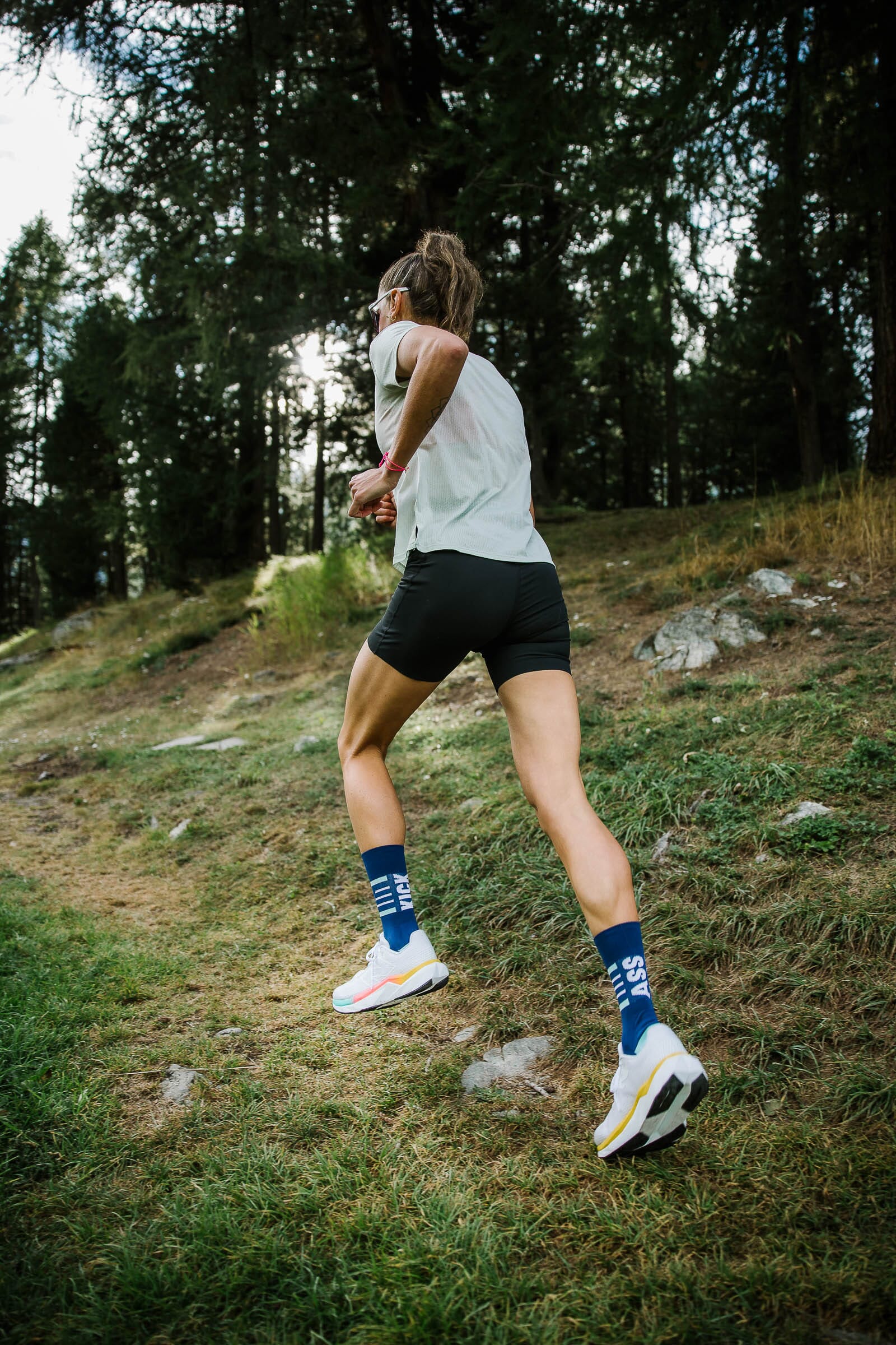 Incylence Ultralight Kickass V2 Navy Mint Socks - Image 6