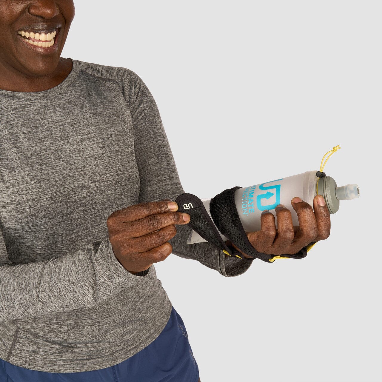 Ultimate Direction Clutch Wrap Water Bottle 500ml - Image 3