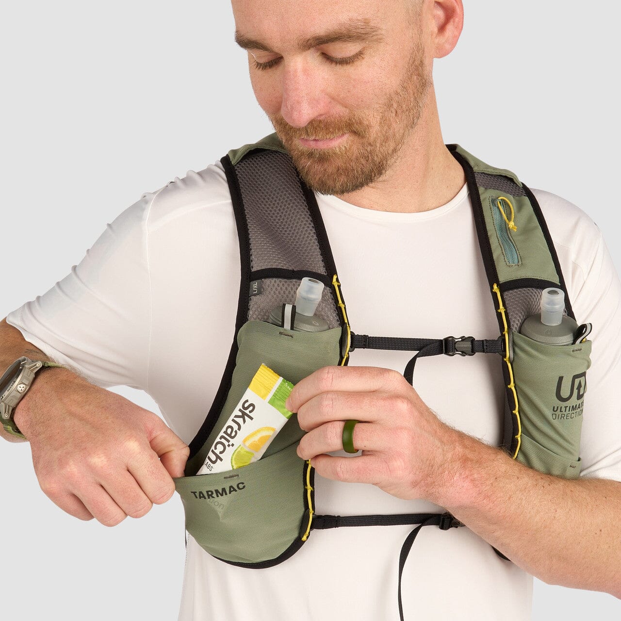 Ultimate Direction Tarmac Vest Unisex Running Vest - Image 11