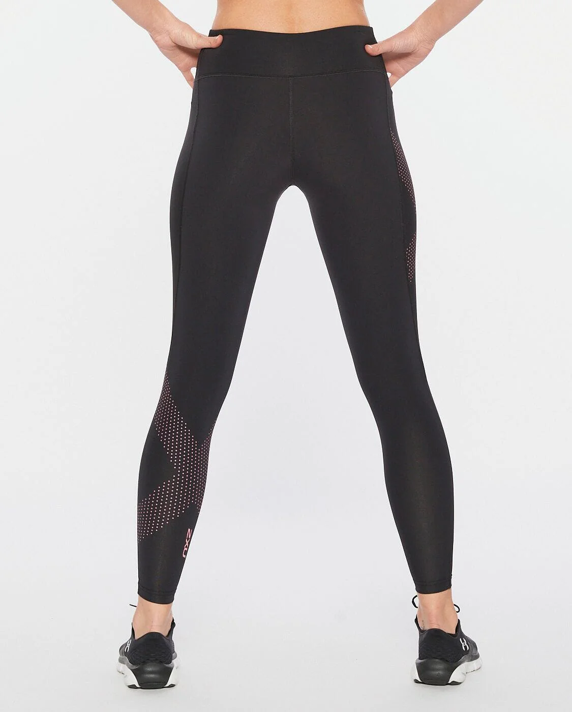2XU Women's Motion Mid-Rise Compression Tights WA2864B - Image 15