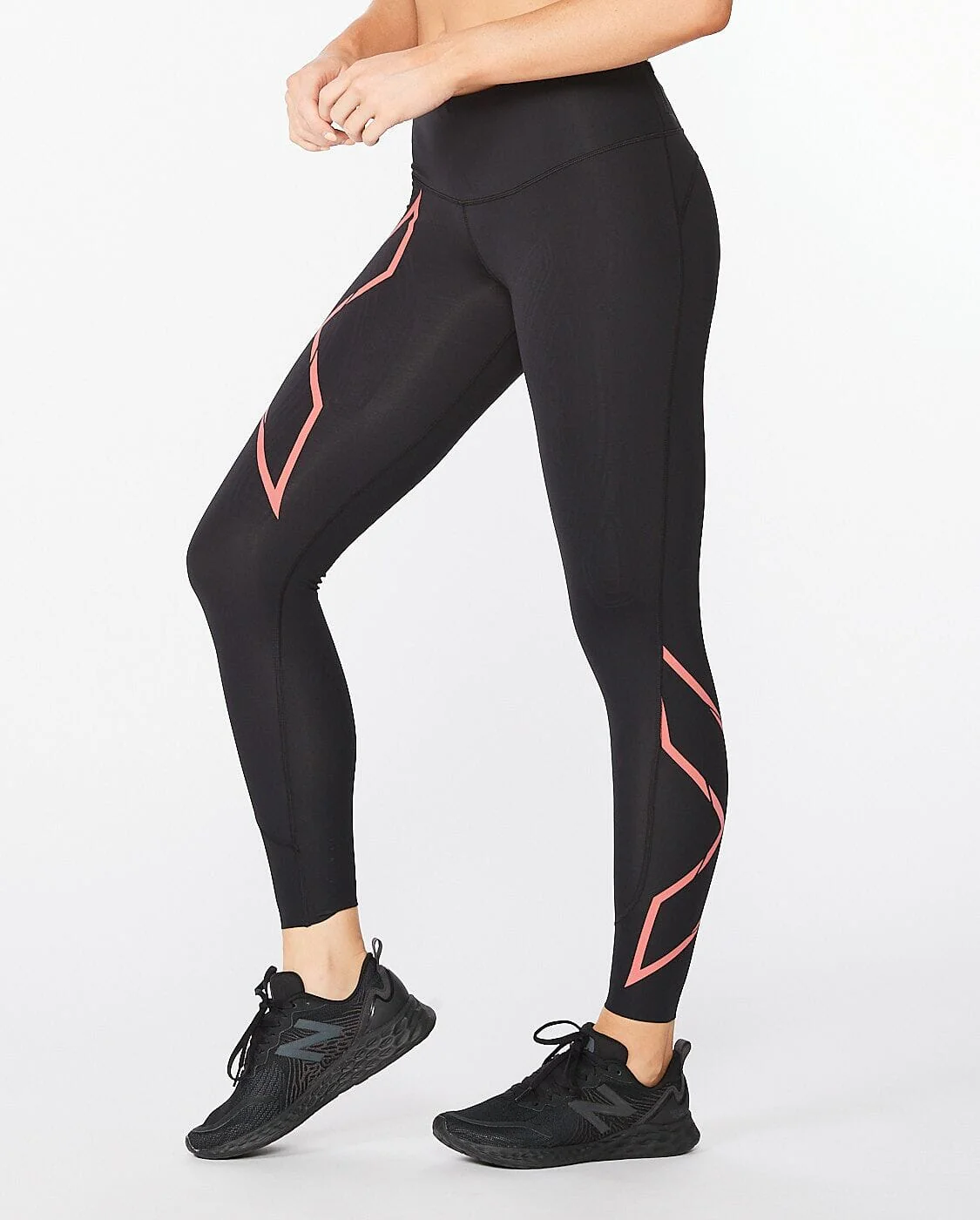 2XU Women's Light Speed Mid-Rise Compression Tights WA6523B - Image 7